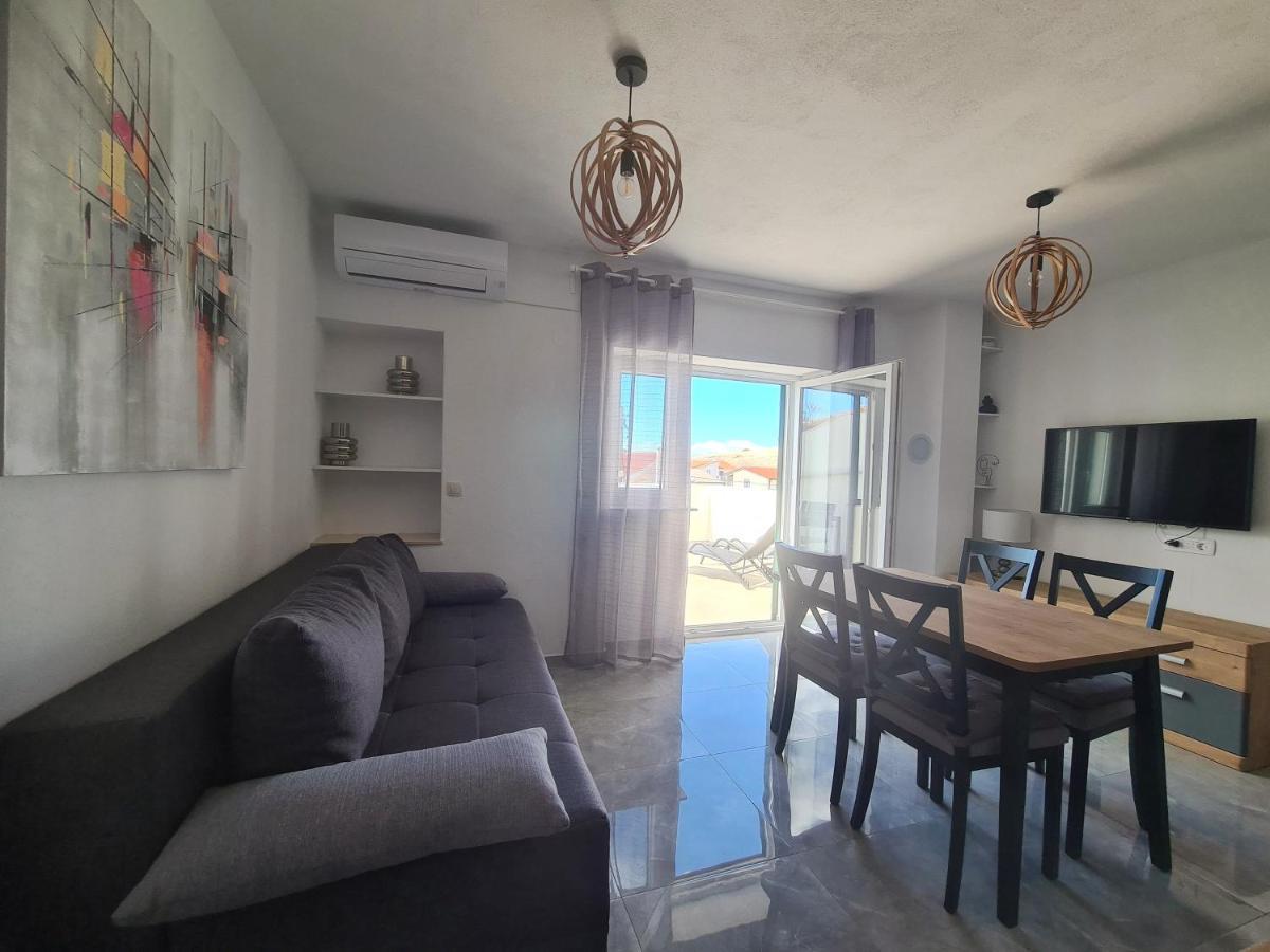 Hello Sunshine - Apartment On The Beach Zubovići エクステリア 写真